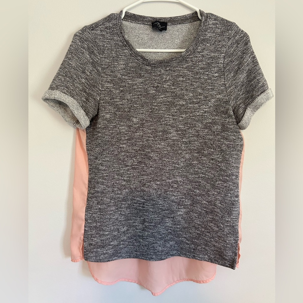 Market & Spruce Heathered Gray and Soft Pink Tee
